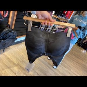 Lululemon High Support Front Zip Sports Bra
